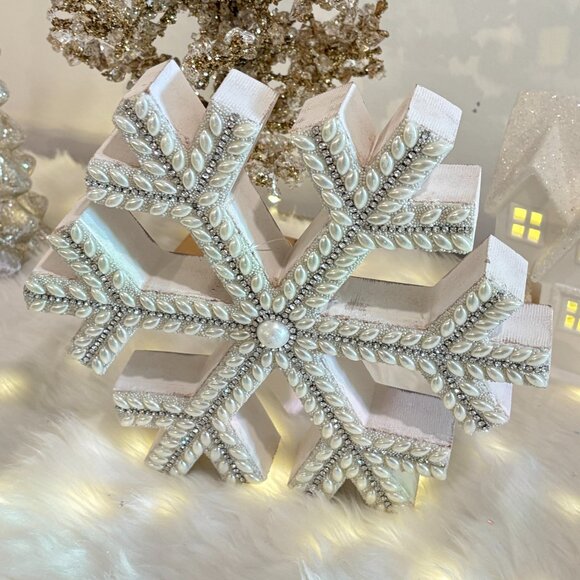 Winter Holiday Beaded Pearl Wood Rhinestone Christmas Snowflake Shabby Chic - Picture 3 of 6
